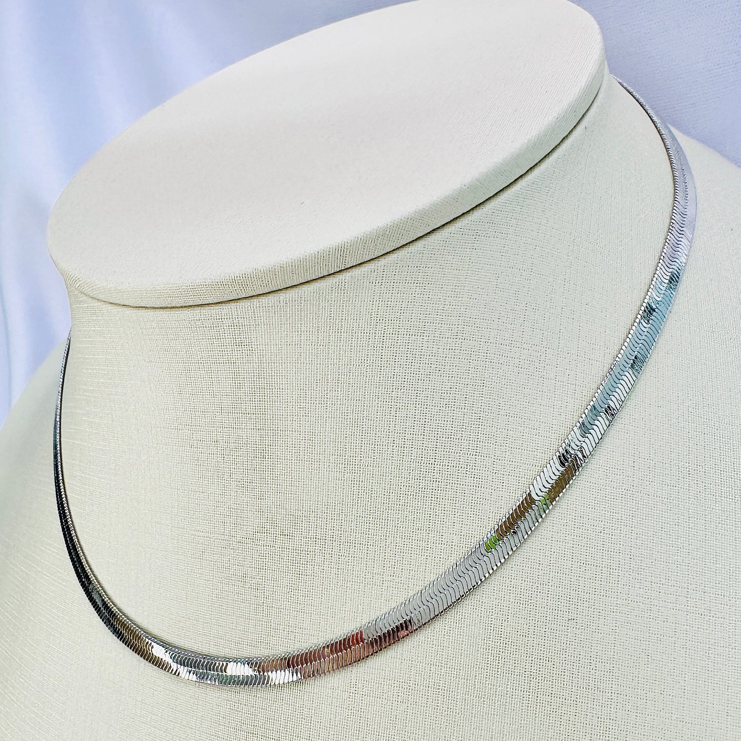 CHOKER ORION 35 CM - BANHO DE RÓDIO BRANCO