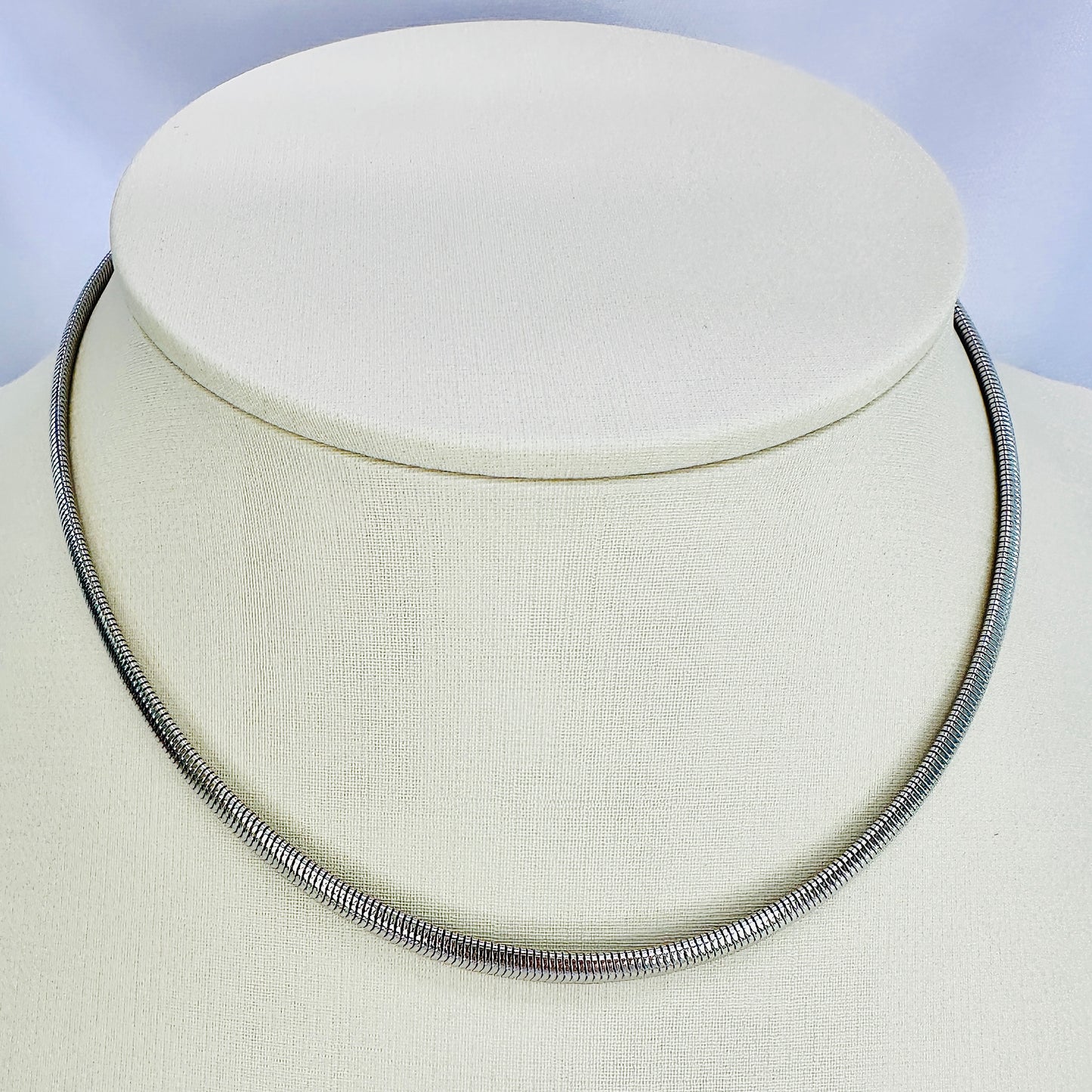 CHOKER VELVET 35 CM - BANHO DE RÓDIO BRANCO