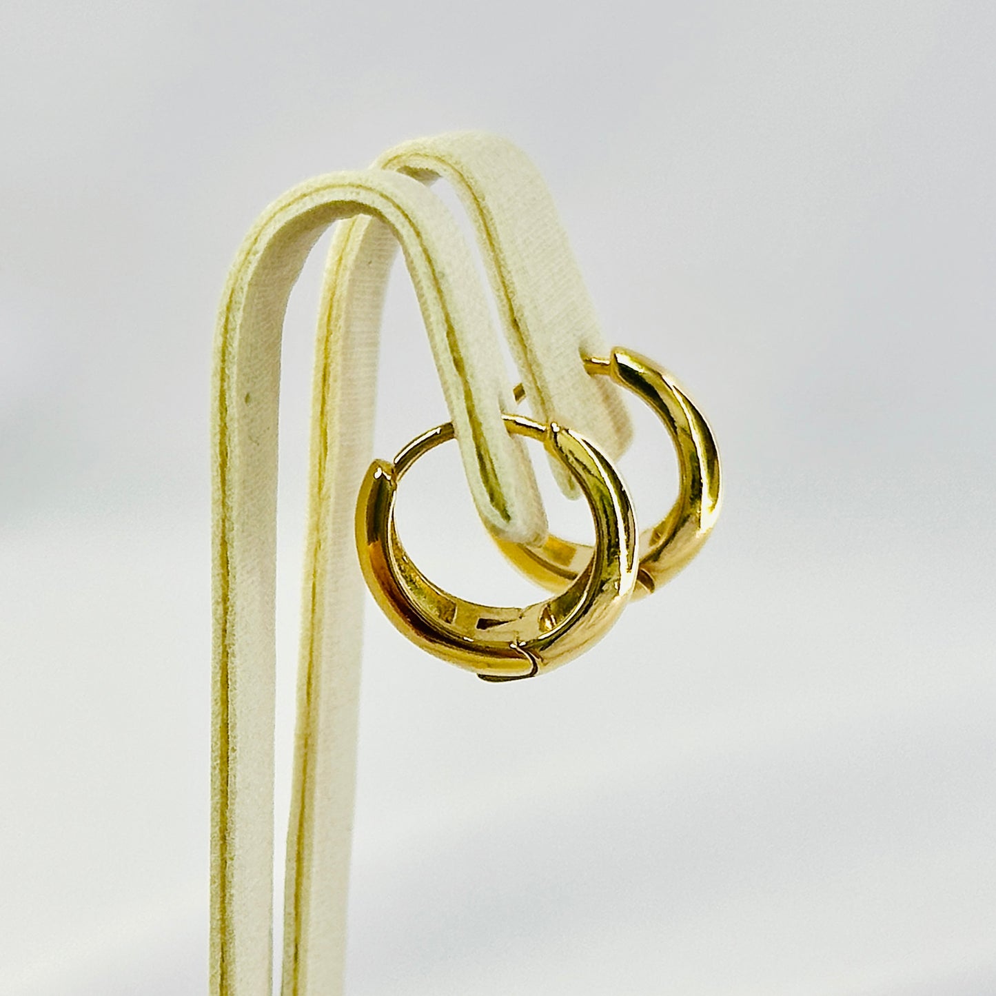 BRINCO CARU PEQ - BANHO DE OURO 18k