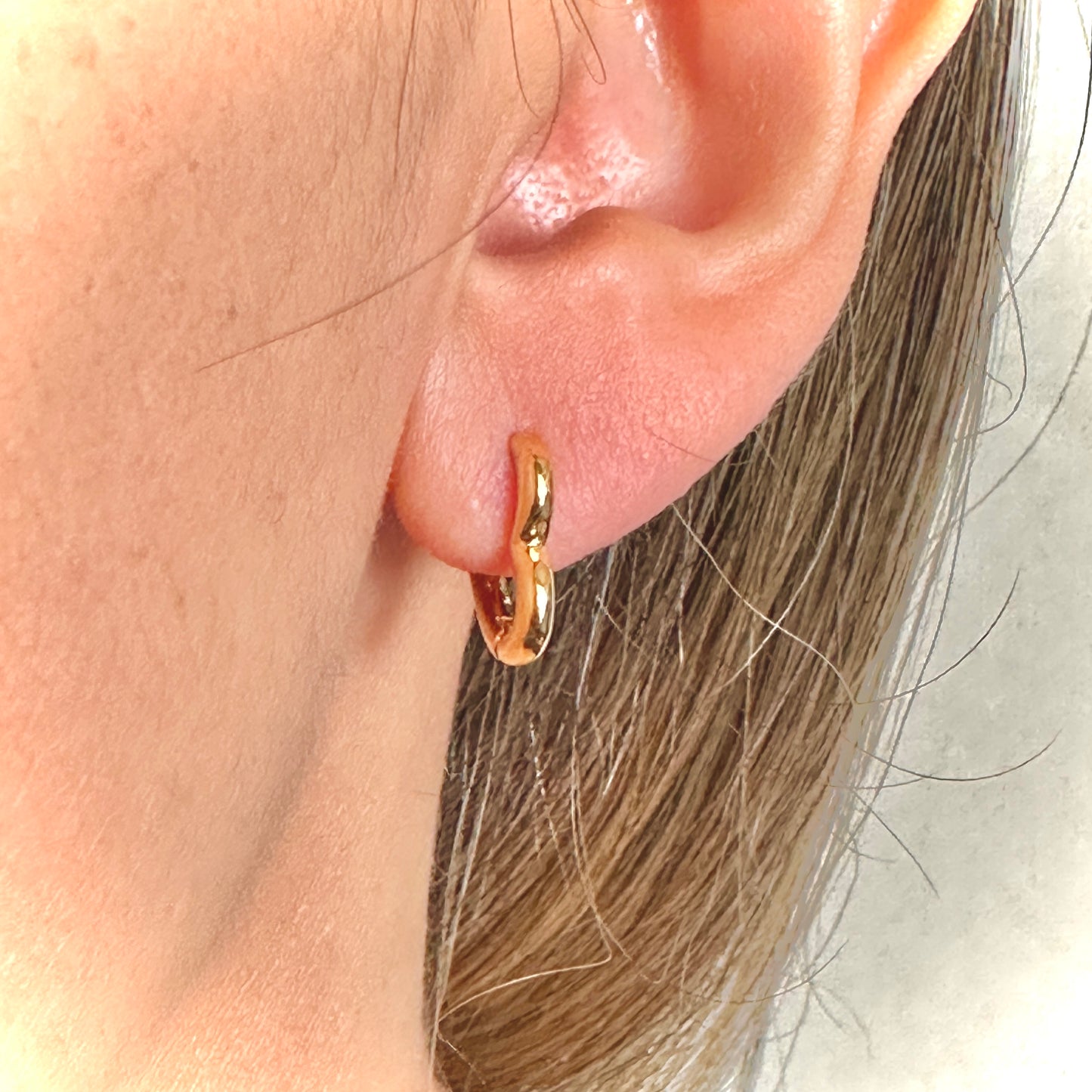 BRINCO JULIET PEQ - BANHO DE OURO 18k