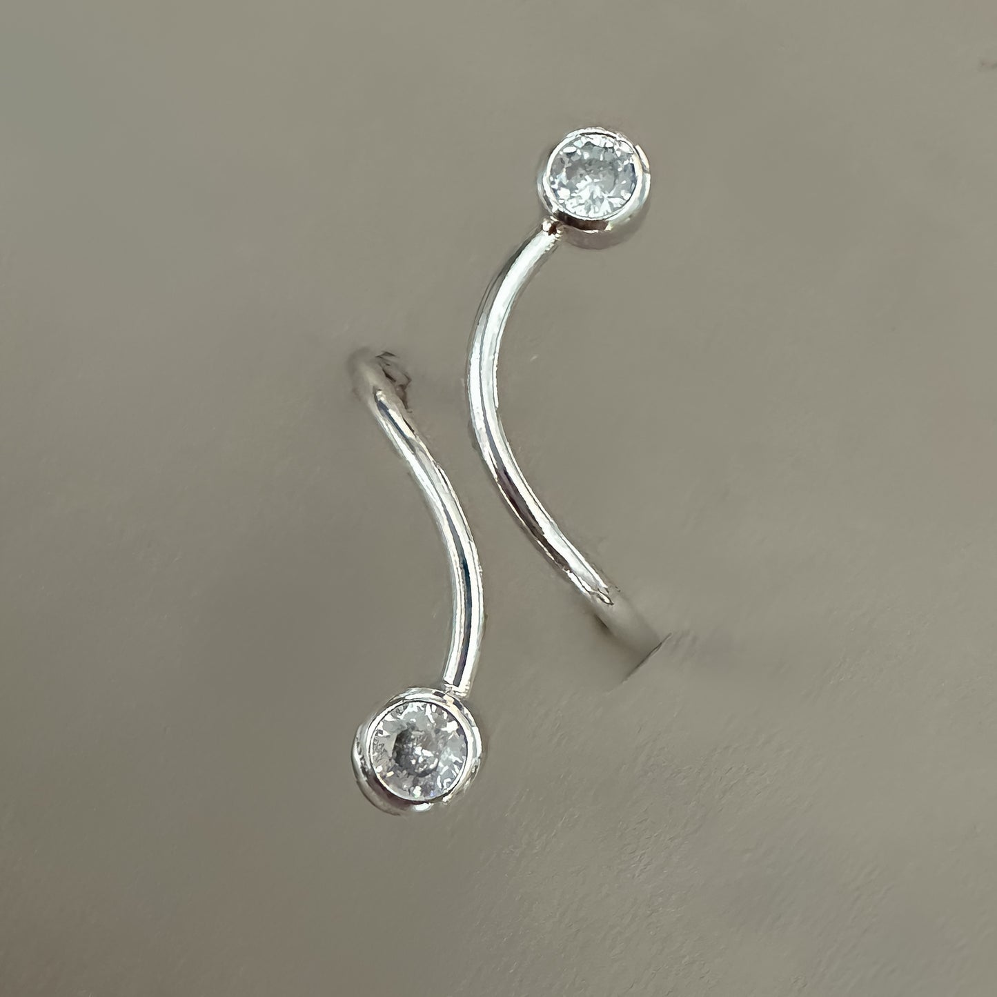 ANEL VENUS REGULAVEL - BANHO DE RÓDIO BRANCO