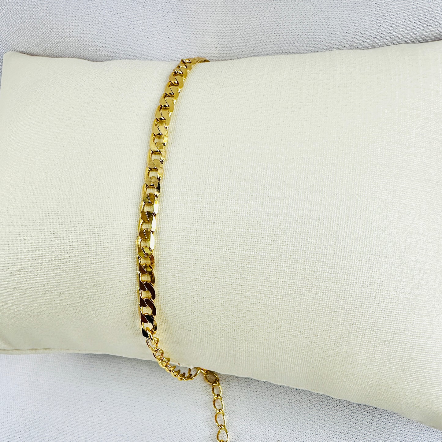 PULSEIRA ELVIRA - BANHO DE OURO 18k