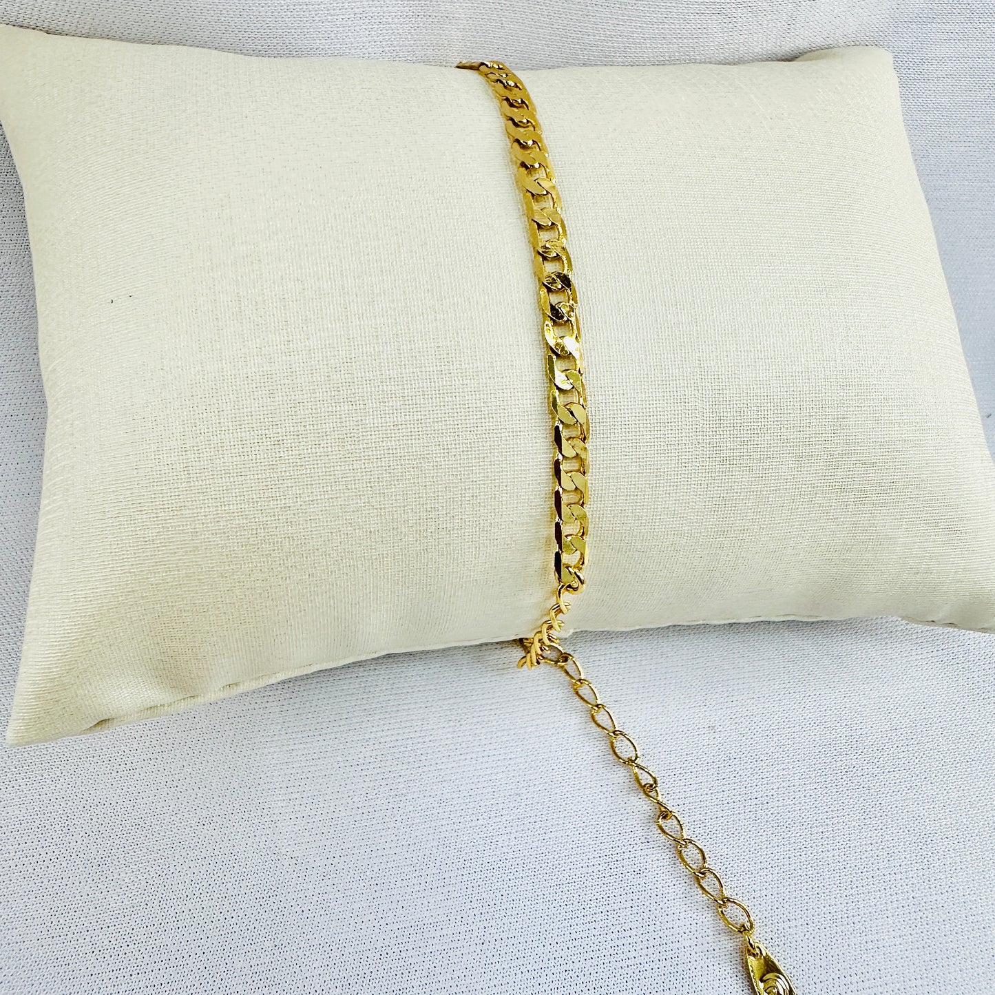 PULSEIRA ELVIRA - BANHO DE OURO 18k