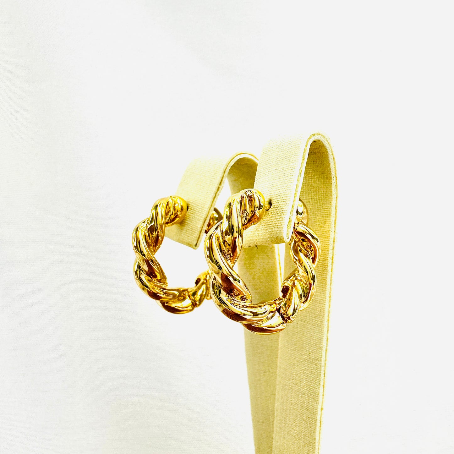 BRINCO BARBARA GDE - BANHO DE OURO 18k