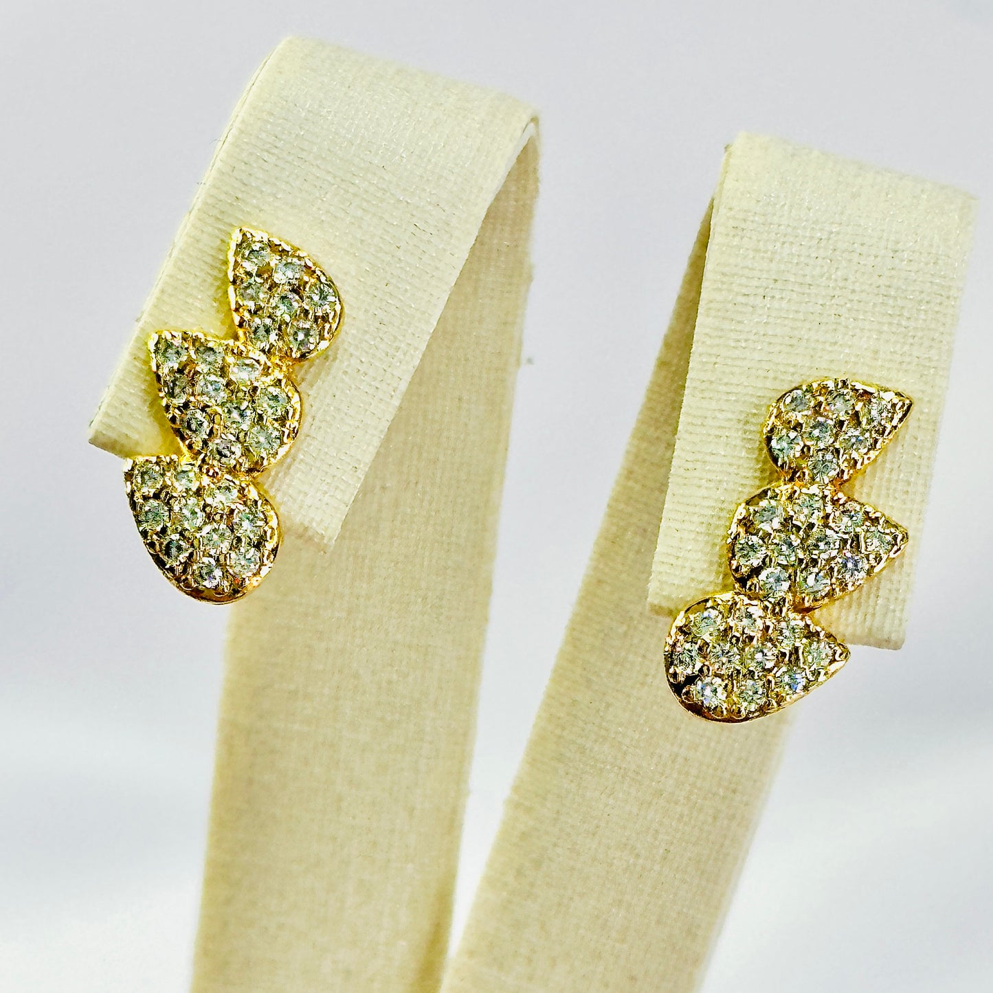 BRINCO LUANA PEQ - BANHO DE OURO 18k
