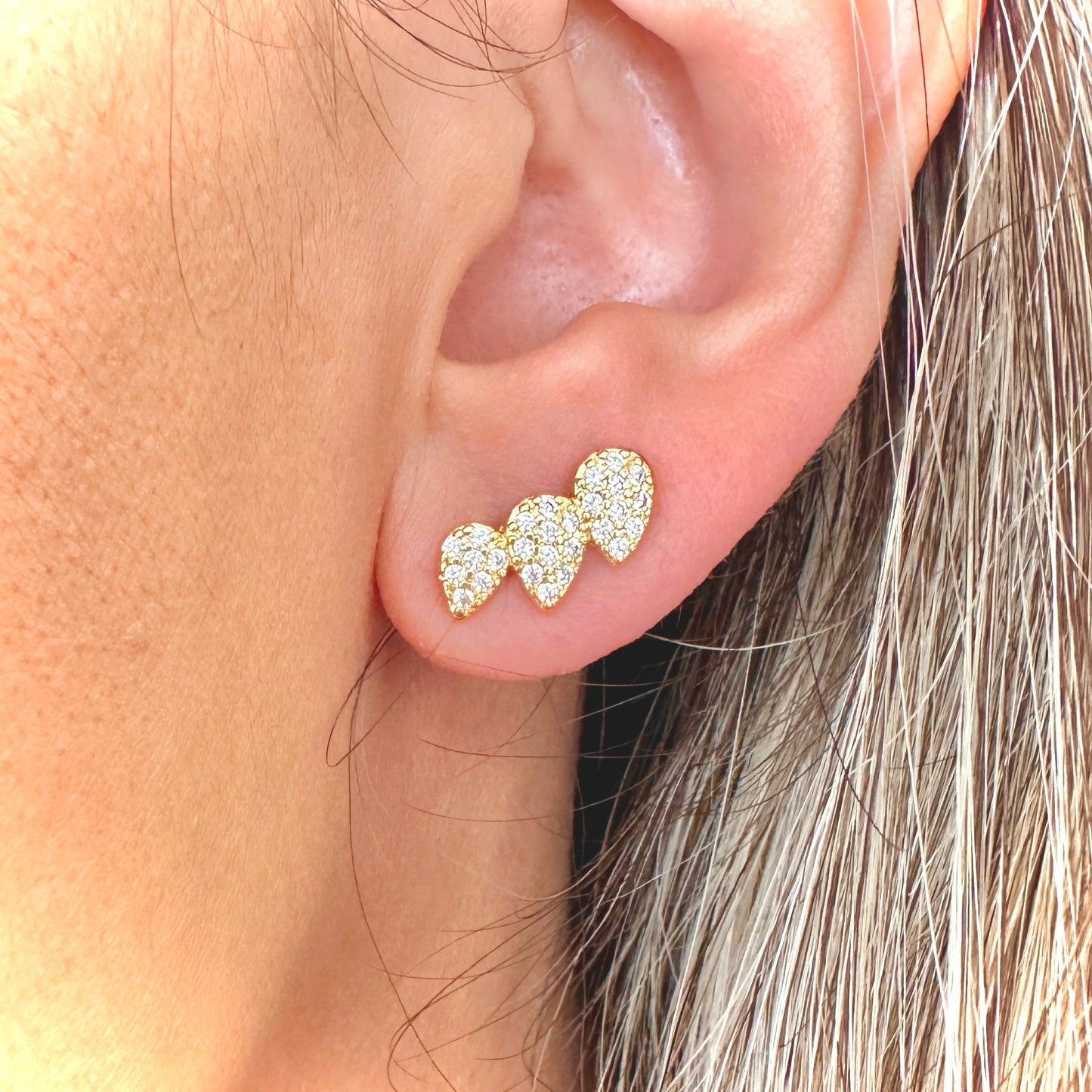 BRINCO LUANA PEQ - BANHO DE OURO 18k