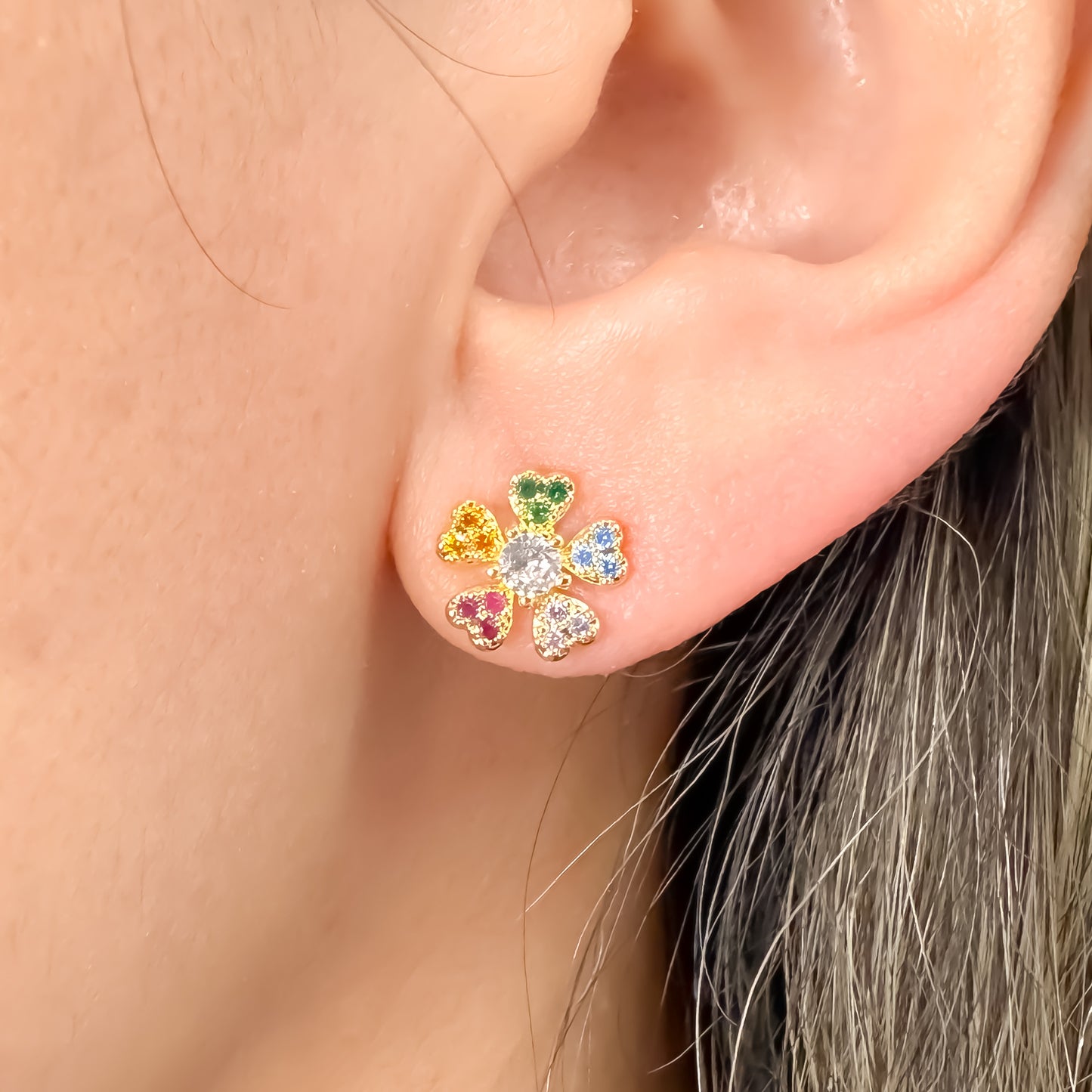 BRINCO FLOR COLORIDA - BANHO DE OURO 18k