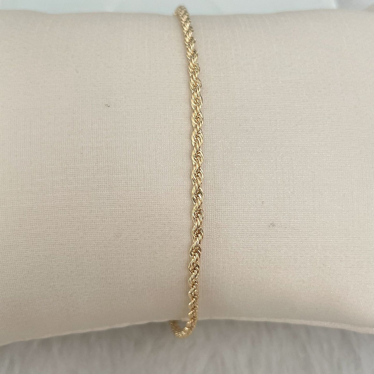 PULSEIRA DANIA - BANHO DE OURO 18k