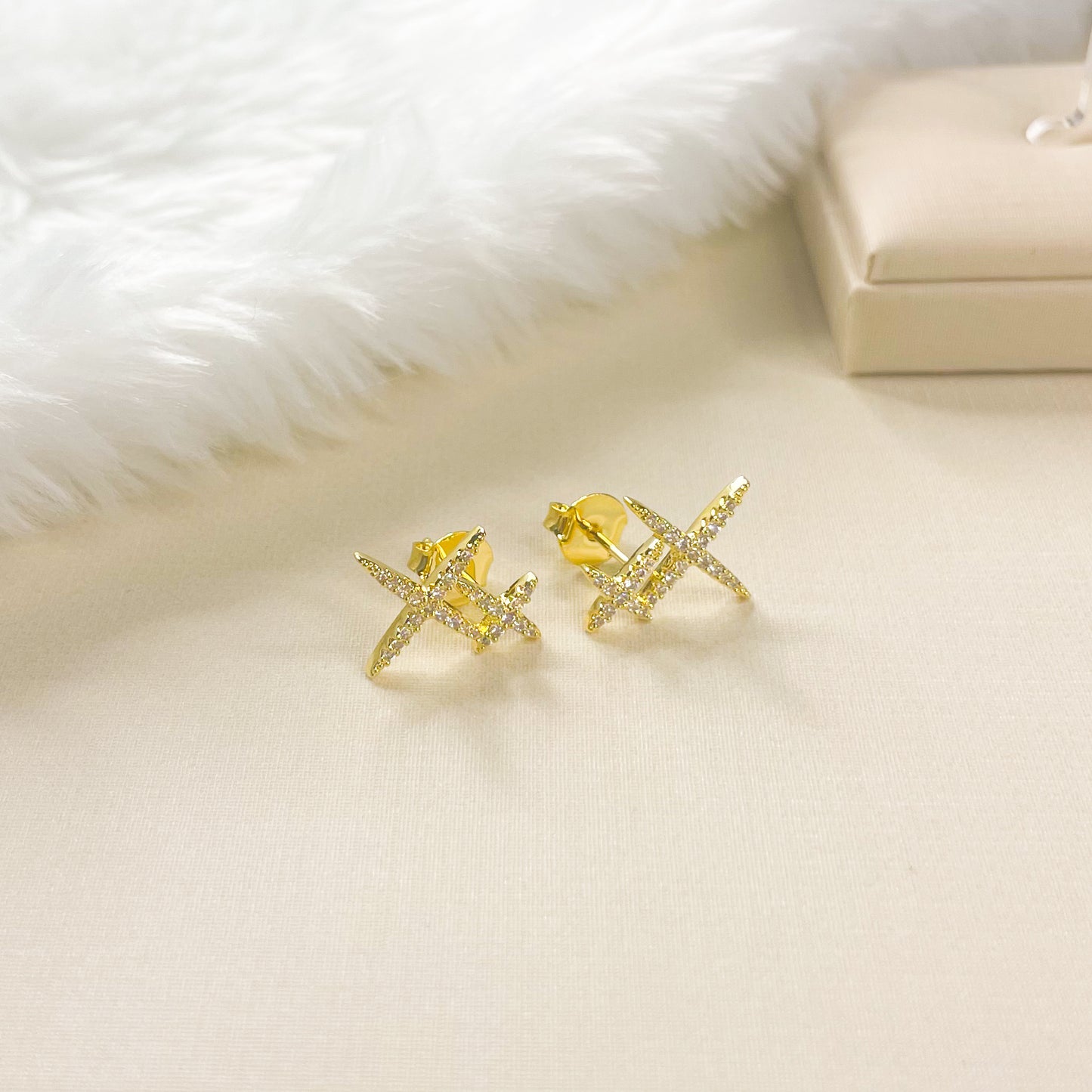 BRINCO TWINS - BANHO DE OURO 18k