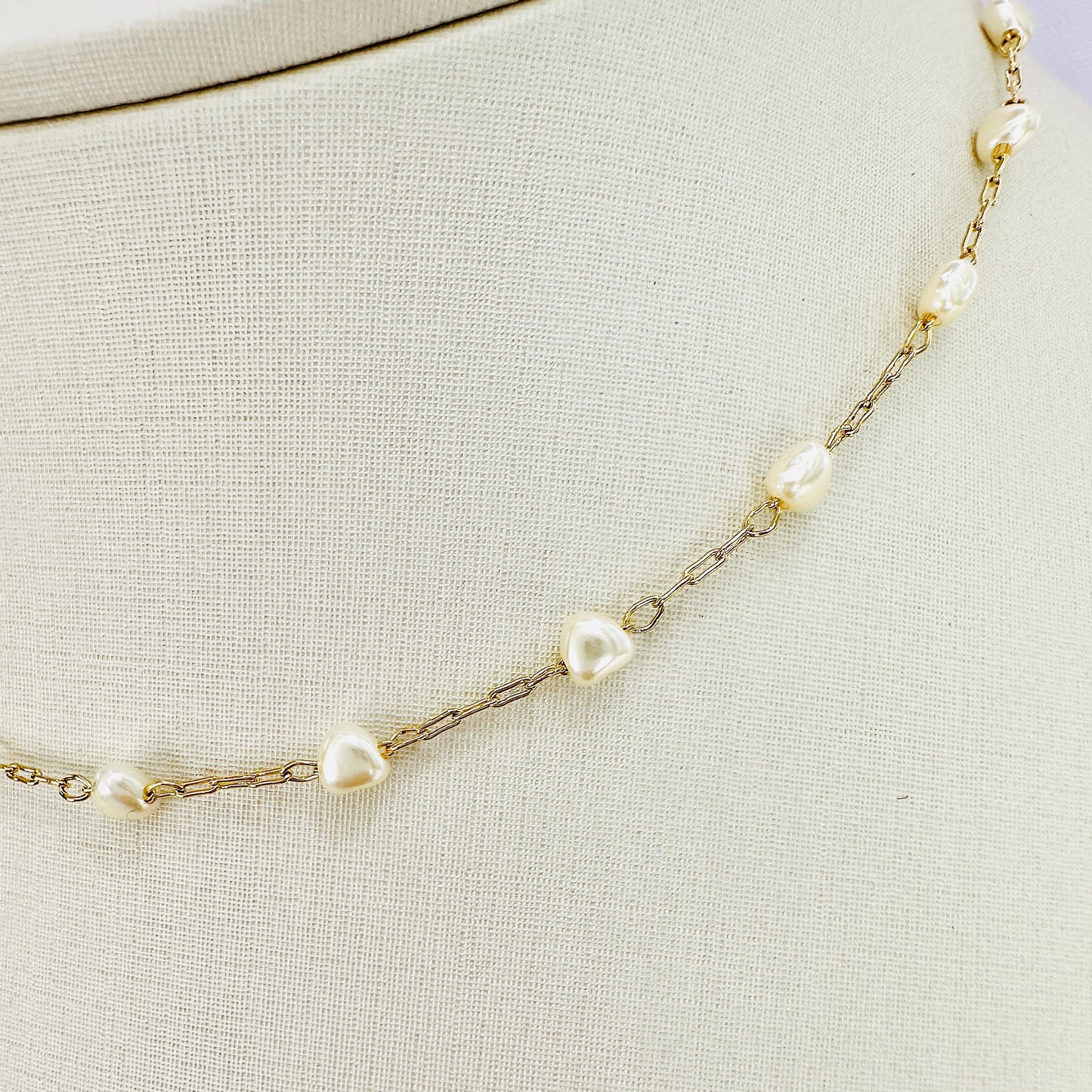 CHOKER HARMONIA 35 CM - BANHO DE OURO 18k