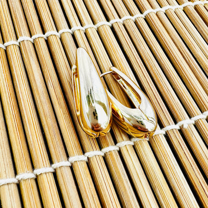 BRINCO TATIANA GDE - BANHO DE OURO 18k