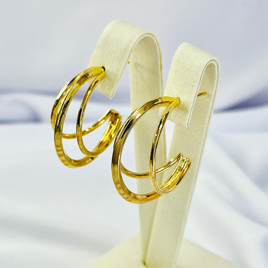 BRINCO ROBERTA GDE - BANHO DE OURO 18k