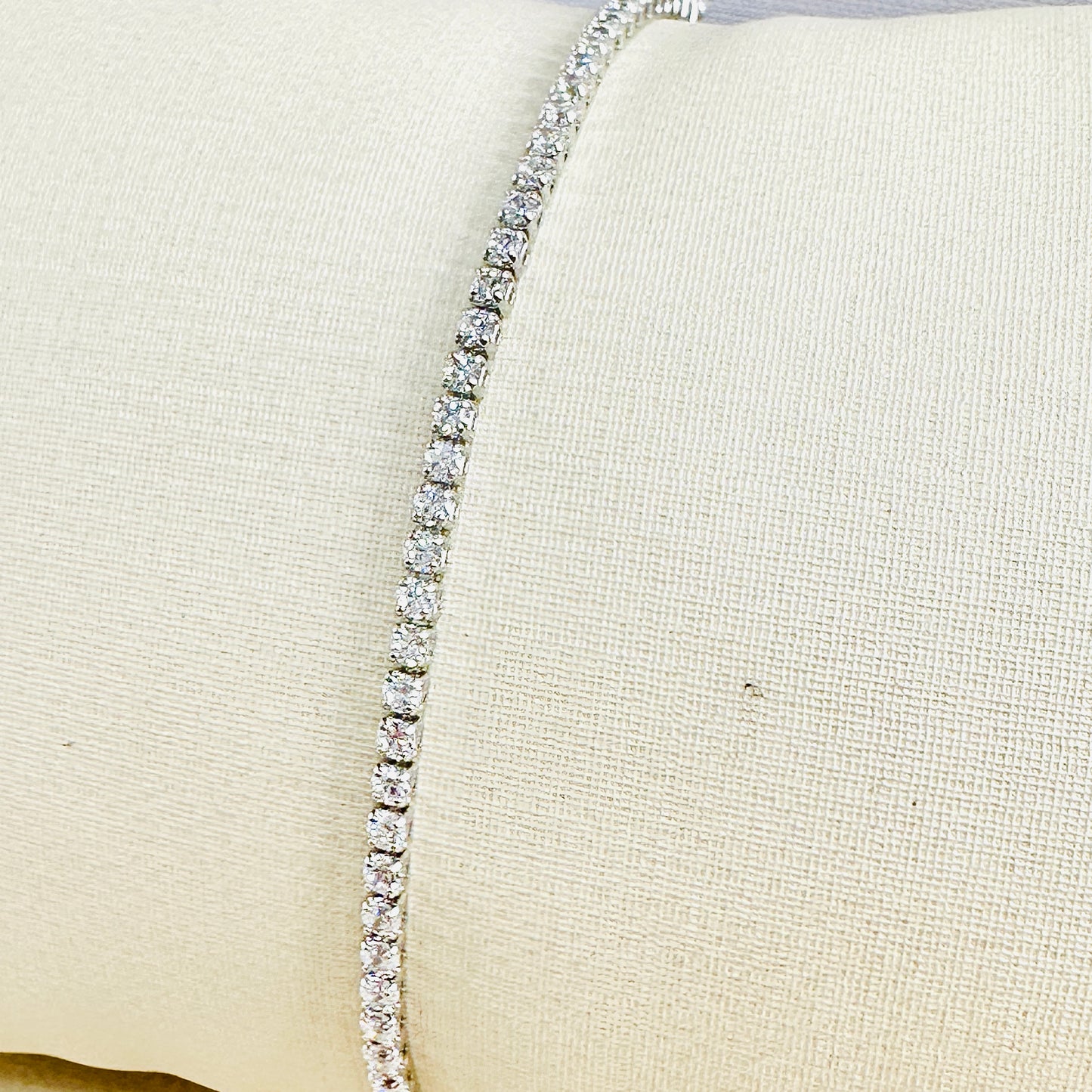 PULSEIRA DALILA  - BANHO DE RÓDIO BRANCO