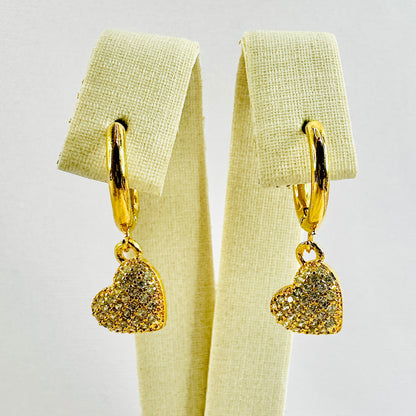 BRINCO LOVE PEQ - MICRO ZIRCÔNIA - BANHO DE OURO 18k