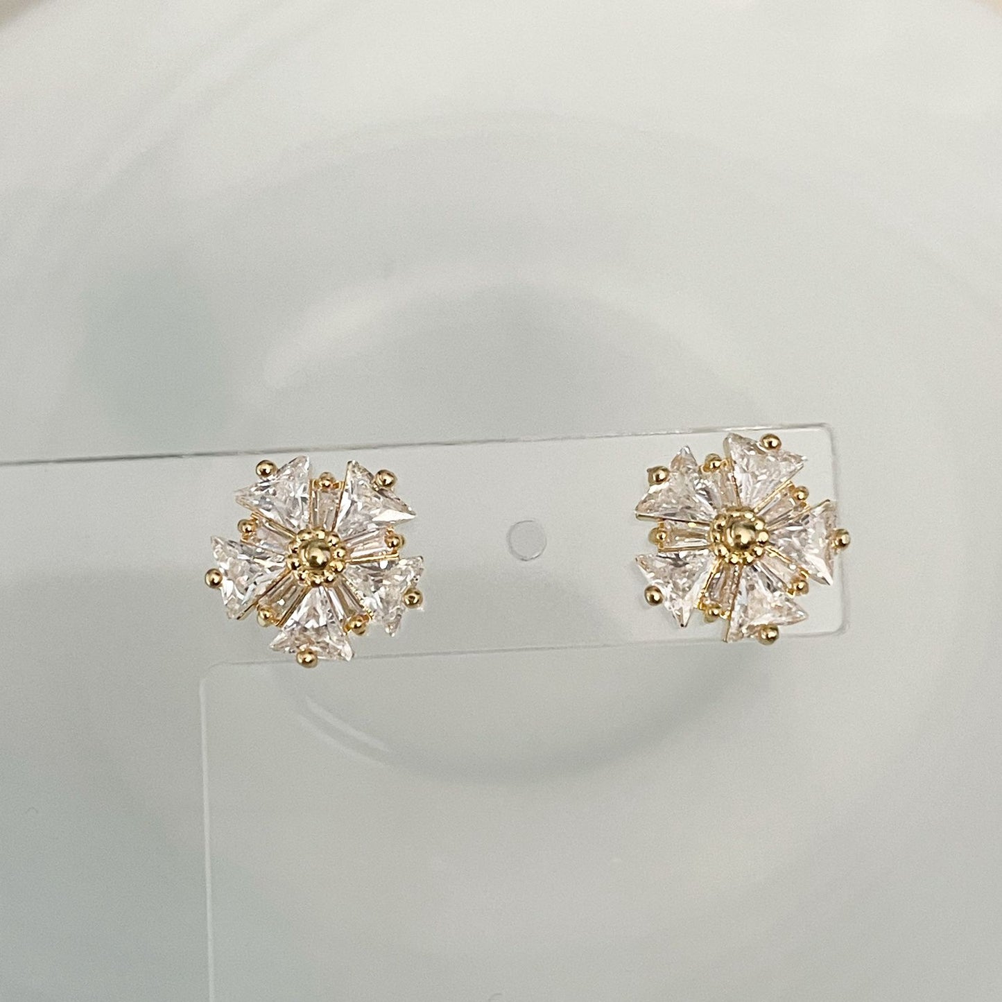 BRINCO VALERIA PEQ - BANHO DE OURO 18k