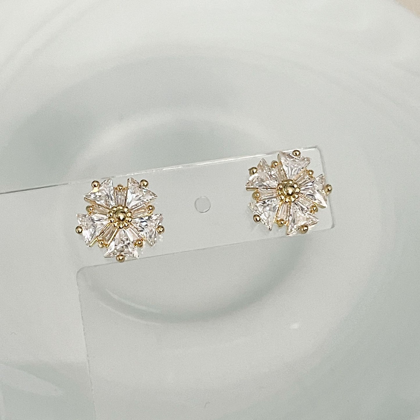 BRINCO VALERIA PEQ - BANHO DE OURO 18k