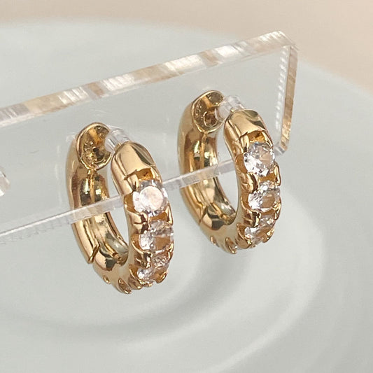 BRINCO LELE PEQ - BANHO DE OURO 18k
