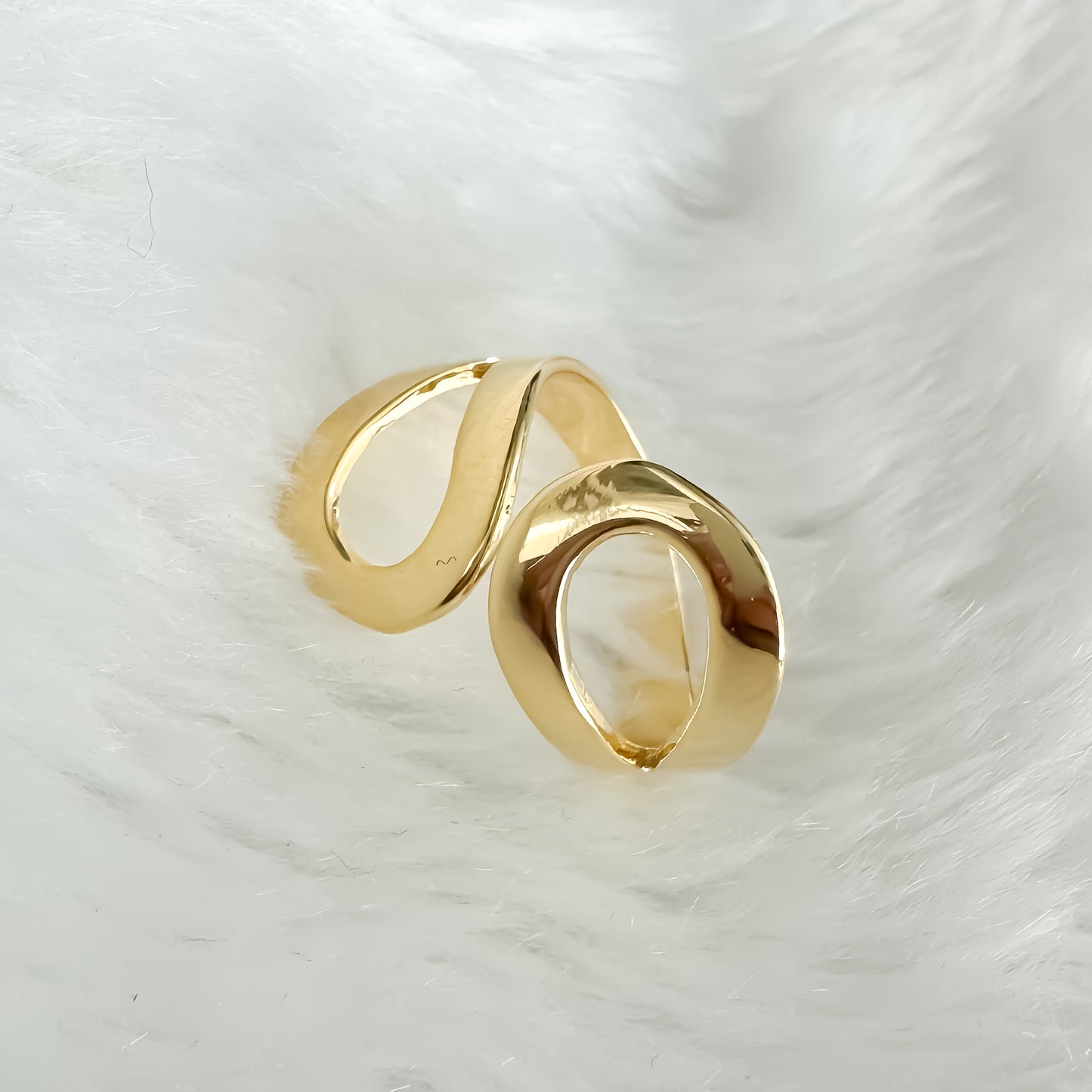 ANEL CRIS REGULAVEL - BANHO DE OURO 18k