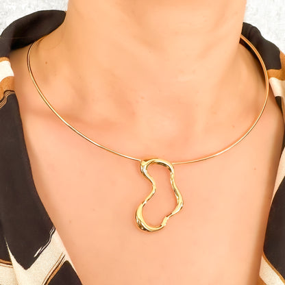 GARGANTILHA ANATÔMICA SOUL  - BANHO DE OURO 18k