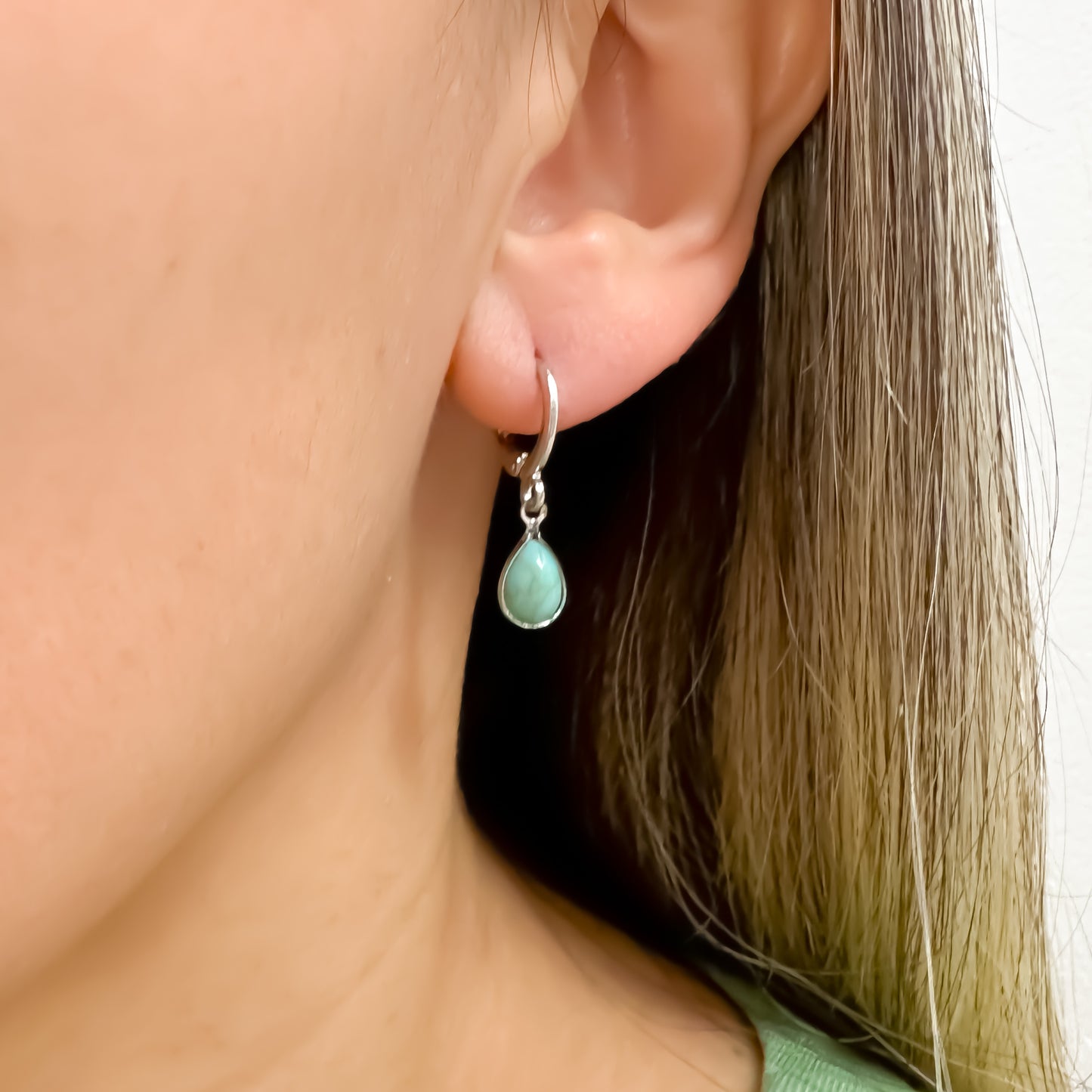 BRINCO BLUE EYES  - BANHO DE OURO 18k