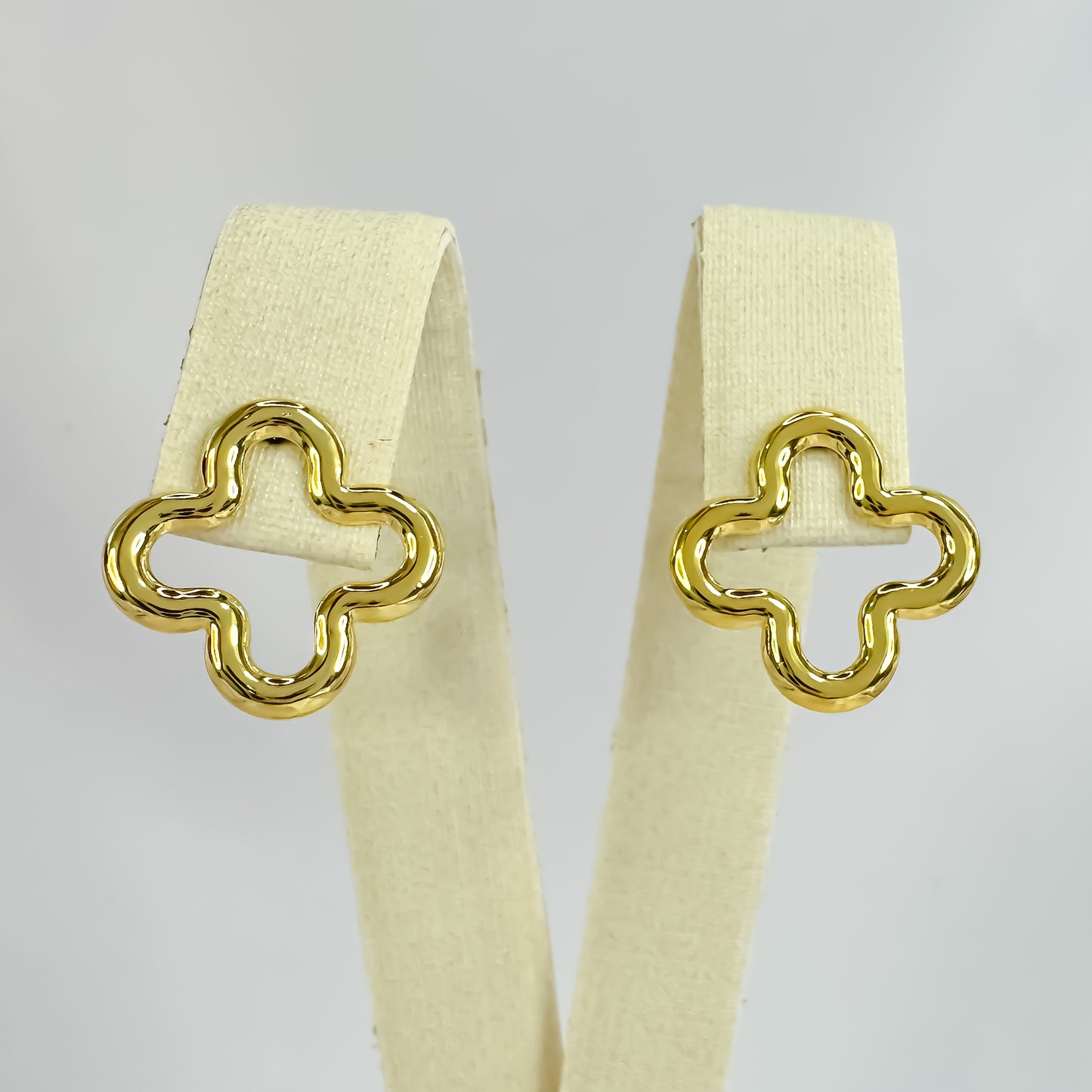 BRINCO TREVISO 1,5 cm - BANHO DE OURO 18k