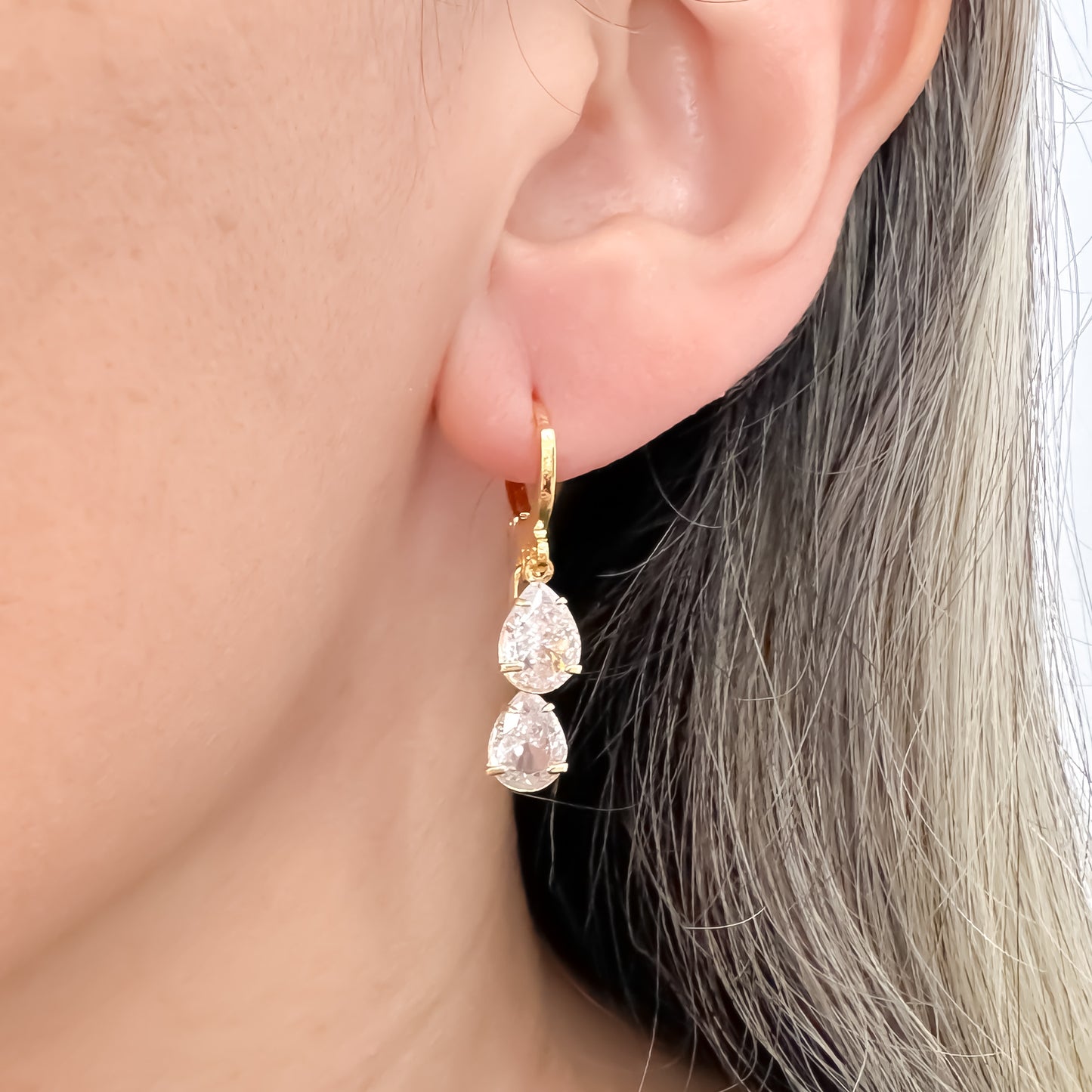 BRINCO DROPS  - BANHO DE OURO 18k