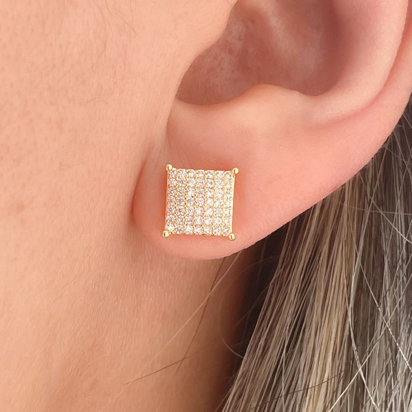 BRINCO STONE  - BANHO DE OURO 18k