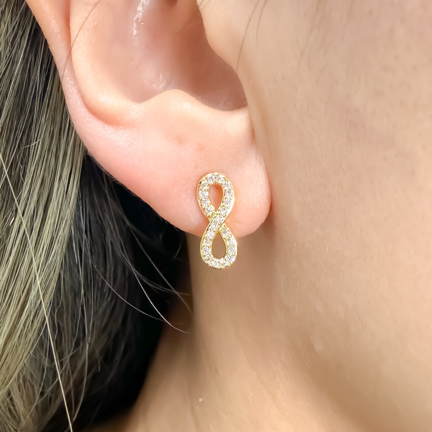 BRINCO INFINITO  - BANHO DE OURO 18k