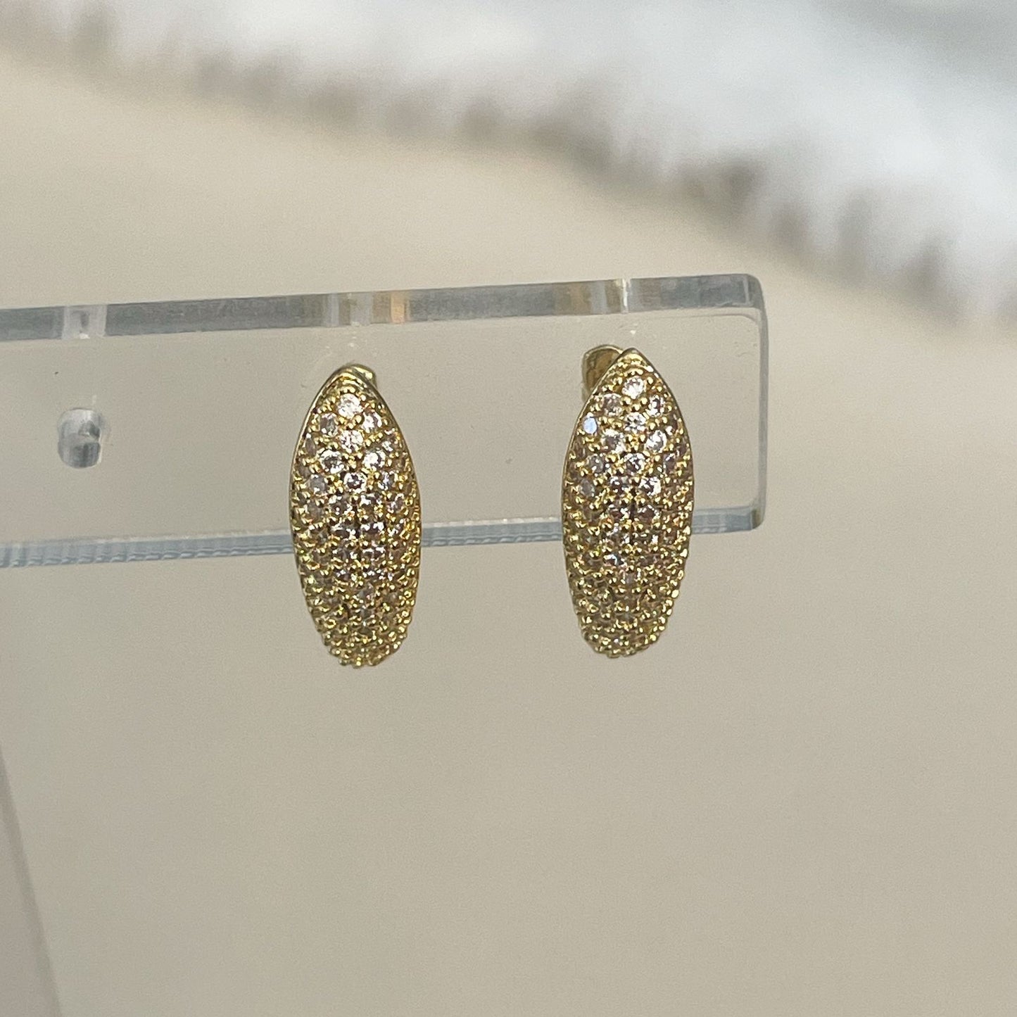 CONJUNTO CHOSEN - COLAR COM PINGENTE E BRINCO