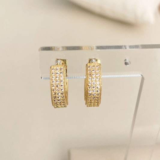 BRINCO VENUS CLIQUE - BANHO DE OURO 18k