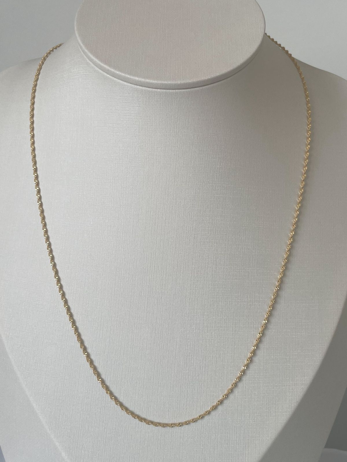 COLAR DAMA 60 CM - BANHO DE OURO 18k