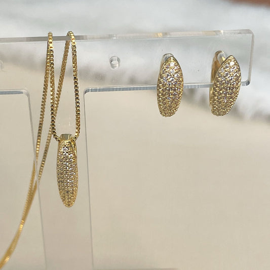 CONJUNTO CHOSEN - COLAR COM PINGENTE E BRINCO