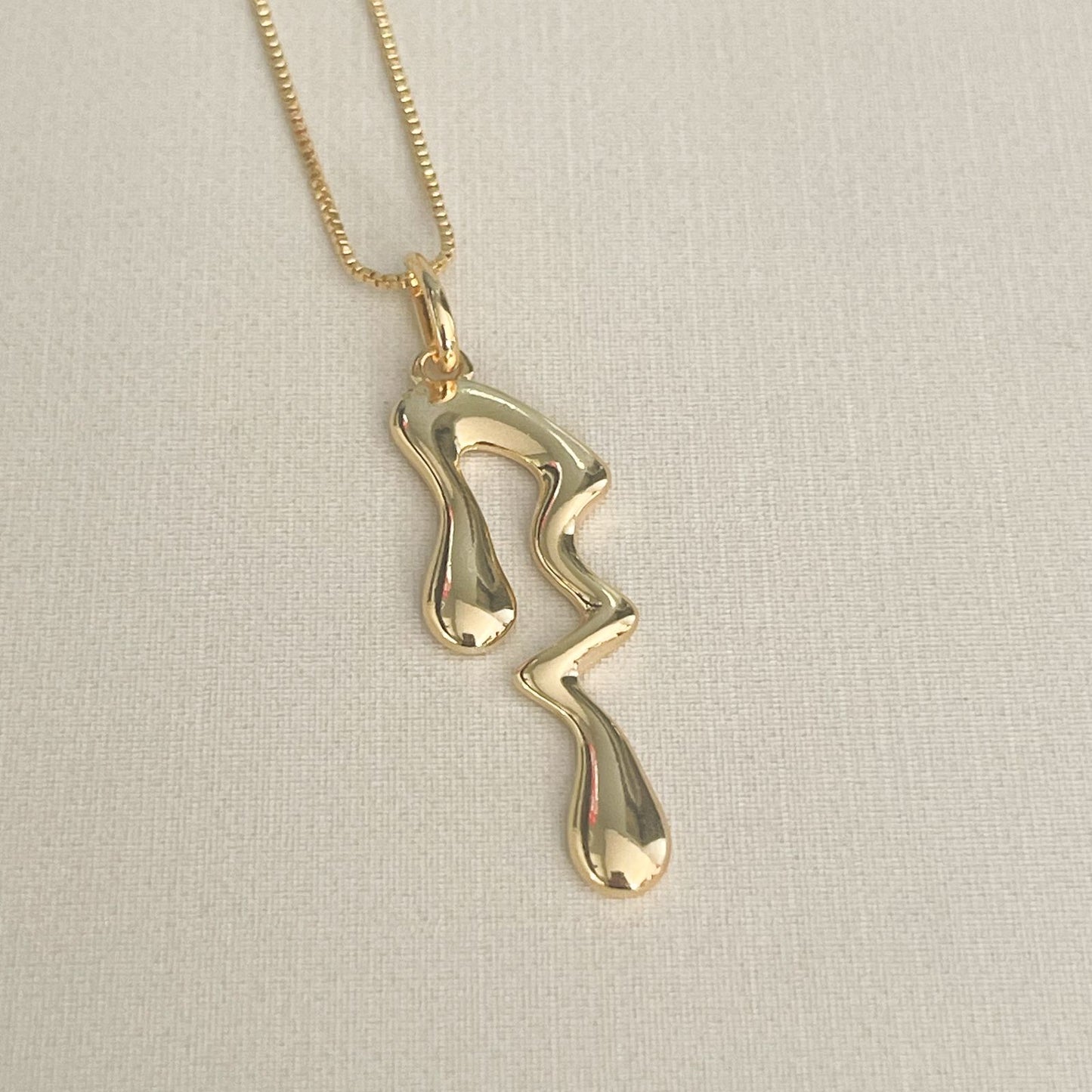 COLAR E PINGENTE MELT  - BANHO DE OURO 18k