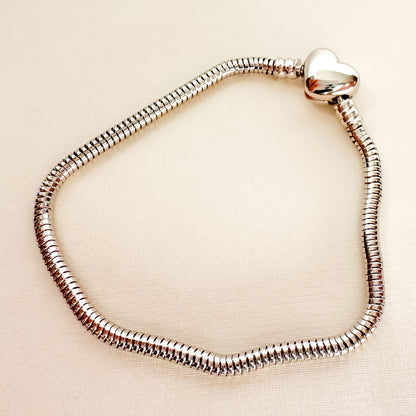 PULSEIRA BERLOQUE FECHO CORAÇÃO  - BANHO DE RÓDIO BRANCO