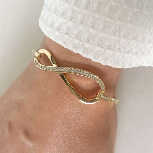 BRACELETE INFINITY  - BANHO DE OURO 18k