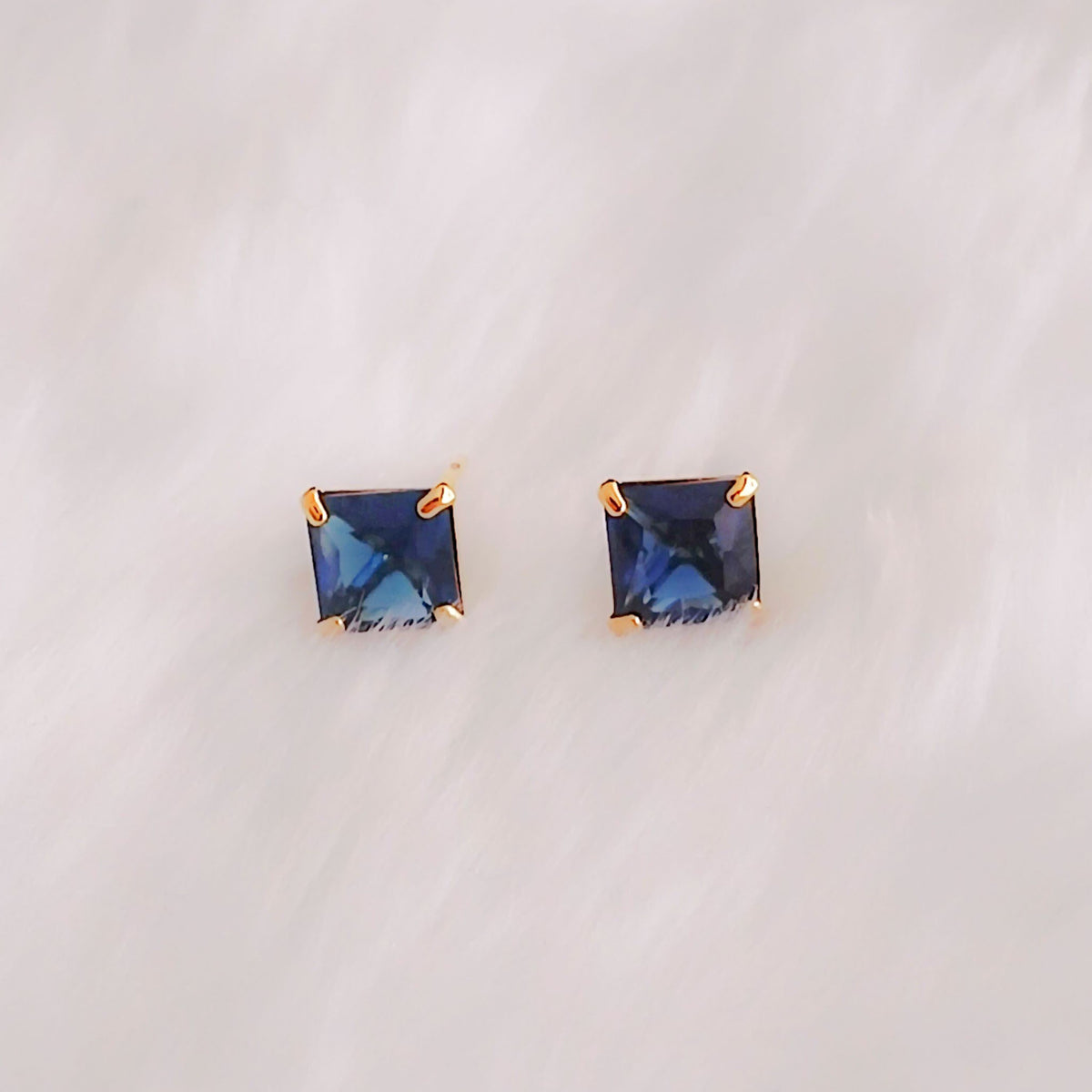 BRINCO ALANIS  - BANHO DE OURO 18k
