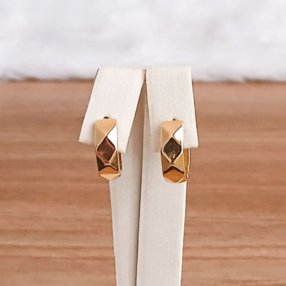 BRINCO PAULA PEQ - BANHO DE OURO 18k