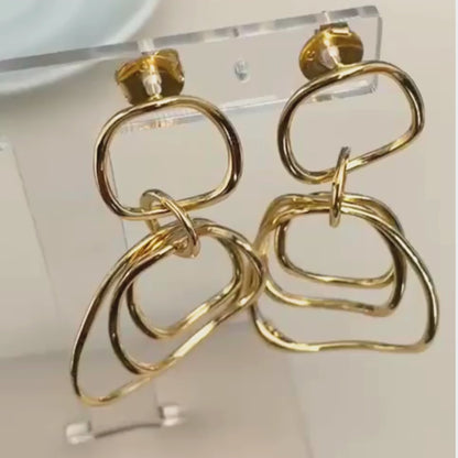 BRINCO REGI  GDE - BANHO DE OURO 18k